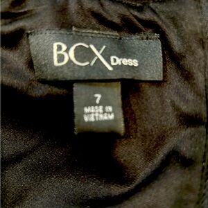BCX brand juniors dress. Black with floral